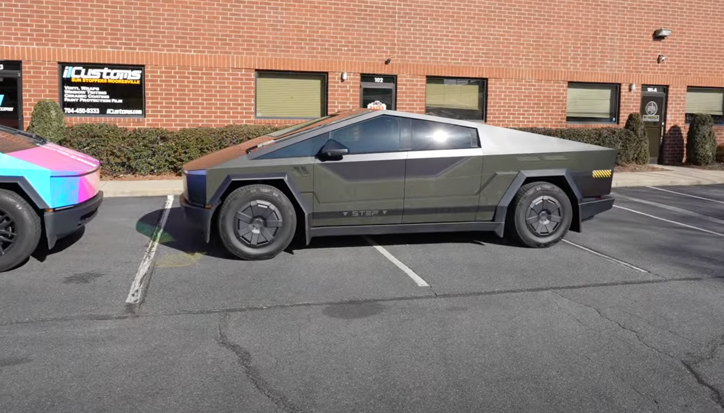 V2 Halo Warthog/Razorback Cybertruck wrap